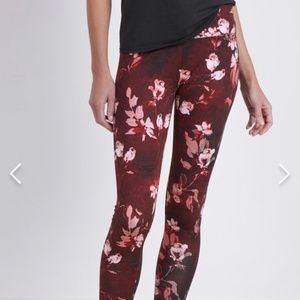 NEW WT. SOFT SURROUNDINGS Superslim Dayflower Leggings size M (10-12)